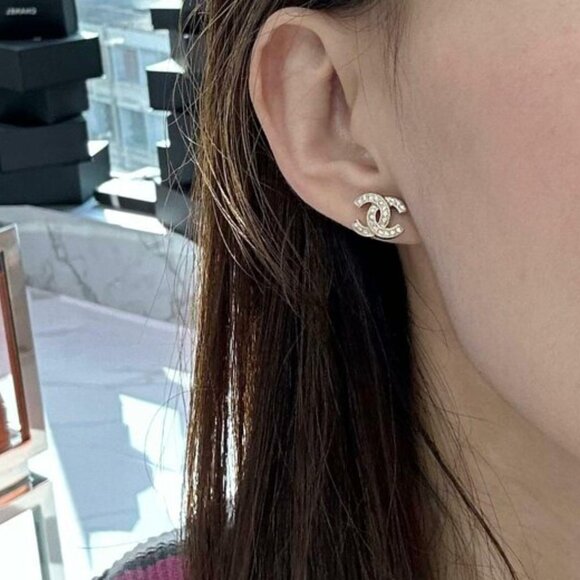 17V Authentic CHANEL Classic Mini CC Earrings - Picture 12 of 12